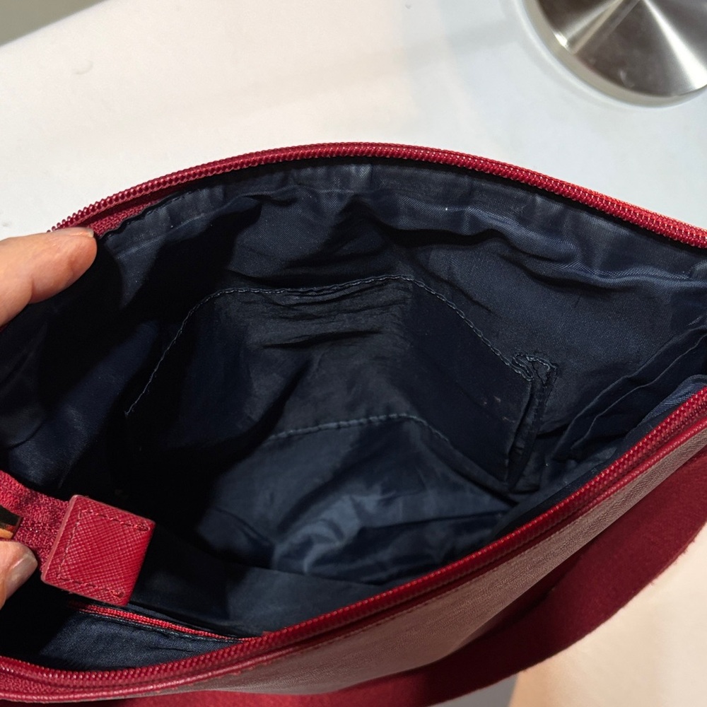 Tommy Hilfiger Red Leather Crossbody Bag Red Canvas Adj Strap - Picture 8 of 13